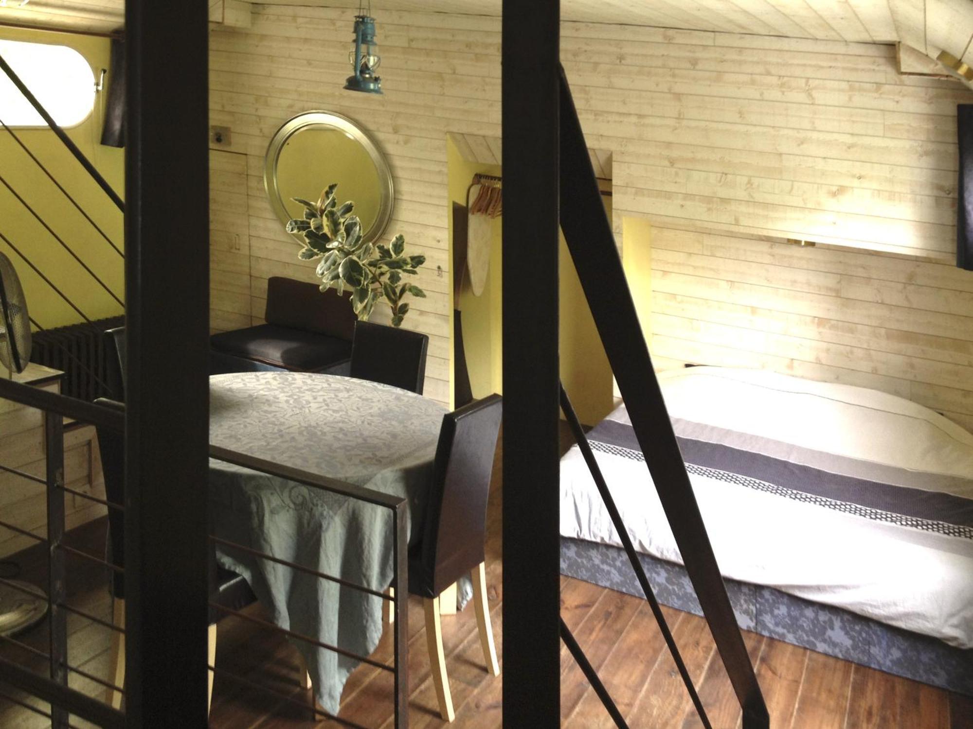 Boat For Guest Hotel Issy-les-Moulineaux Kamer foto