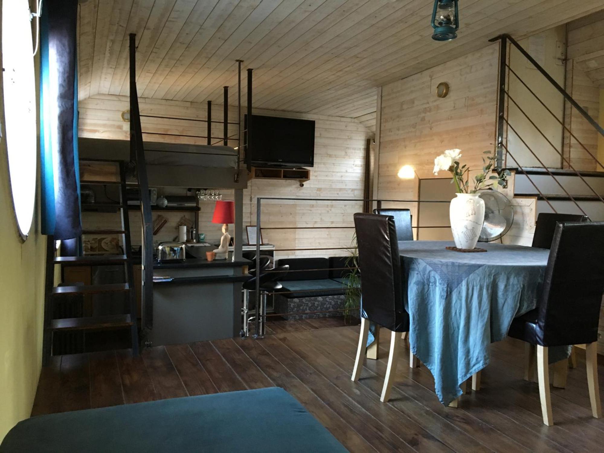 Boat For Guest Hotel Issy-les-Moulineaux Kamer foto